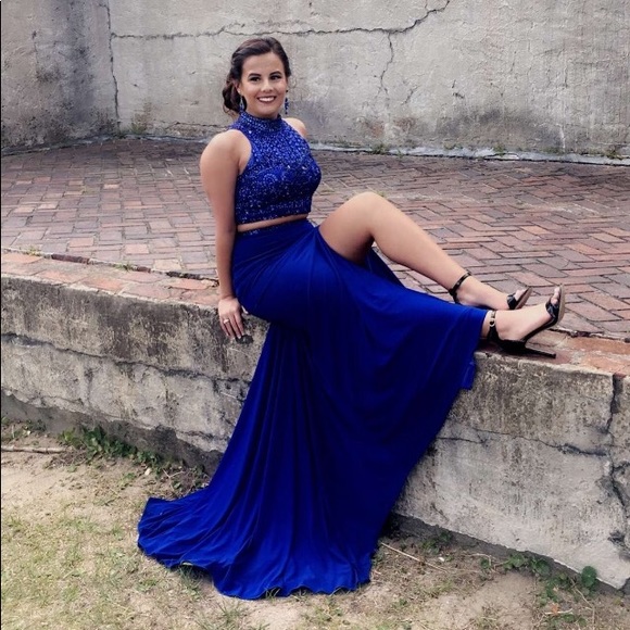 Sherri Hill Prom Dress - Picture 3 of 6